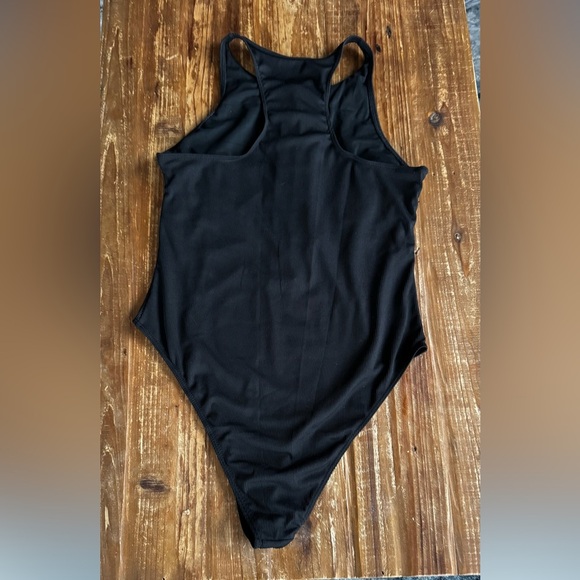 Black Zip-Front tank swimsuit - Picture 2 of 4